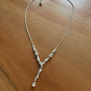 NWOT Silver Delicate Necklace with Gemstones 18”